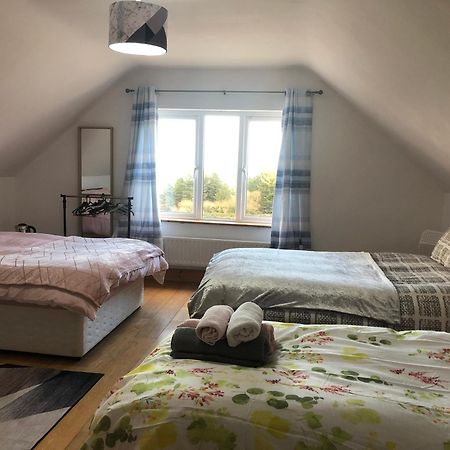 לינה וארוחת בוקר מילפורד Four Seasons House מראה חיצוני תמונה