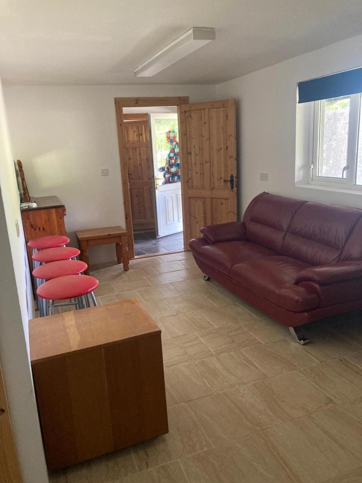 לינה וארוחת בוקר מילפורד Four Seasons House מראה חיצוני תמונה
